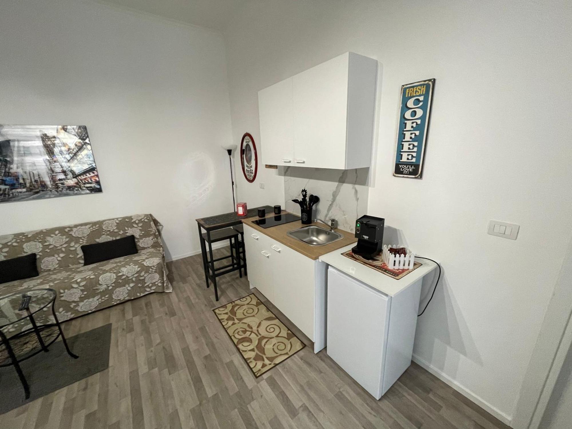 Plan B Apartment Naples Exterior photo